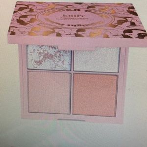 Kndr highlighter palette